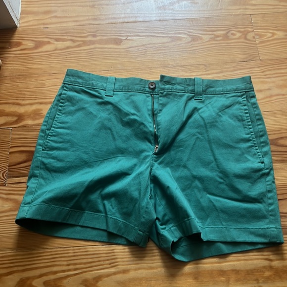 J.Crew 5" Shorts, NWT Size 31 - Picture 2 of 3